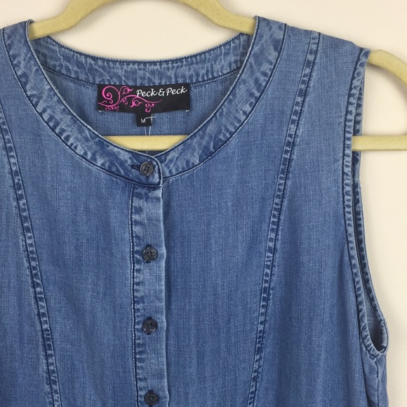 Peck & Peck - Sleeveless Chambray Pullover Shirt - Picture 2 of 7